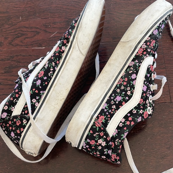 Floral Vans - Picture 2 of 4
